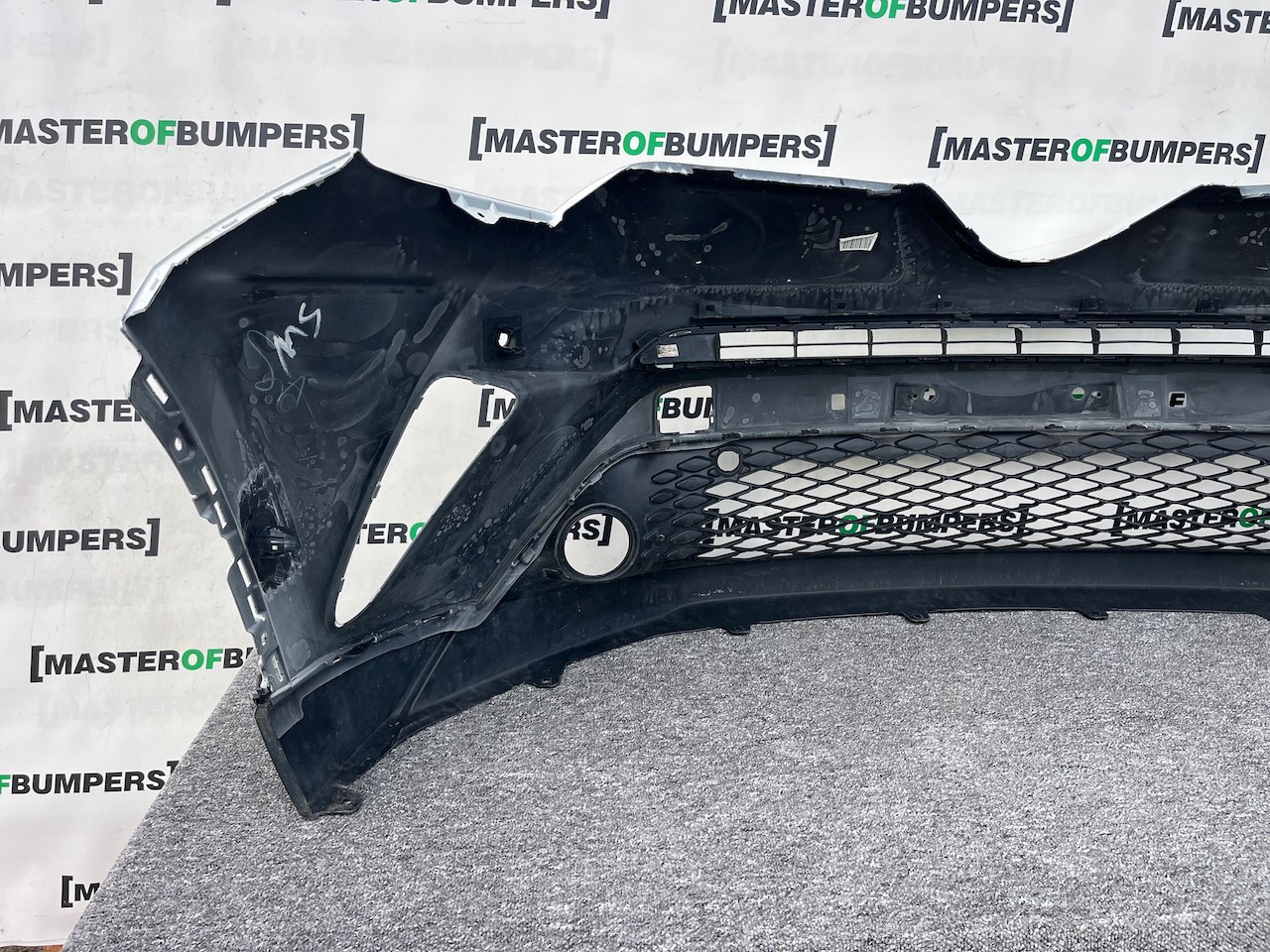 Toyota C-hr Chr Excel Dynamic 2016-2020 Front Bumper 6 Pdc Genuine [t551]