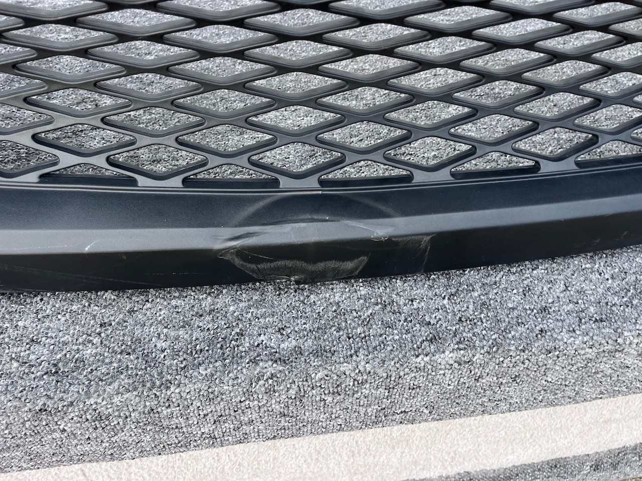 Toyota C-hr Chr Excel Dynamic 2016-2020 Front Bumper 6 Pdc Genuine [t553]