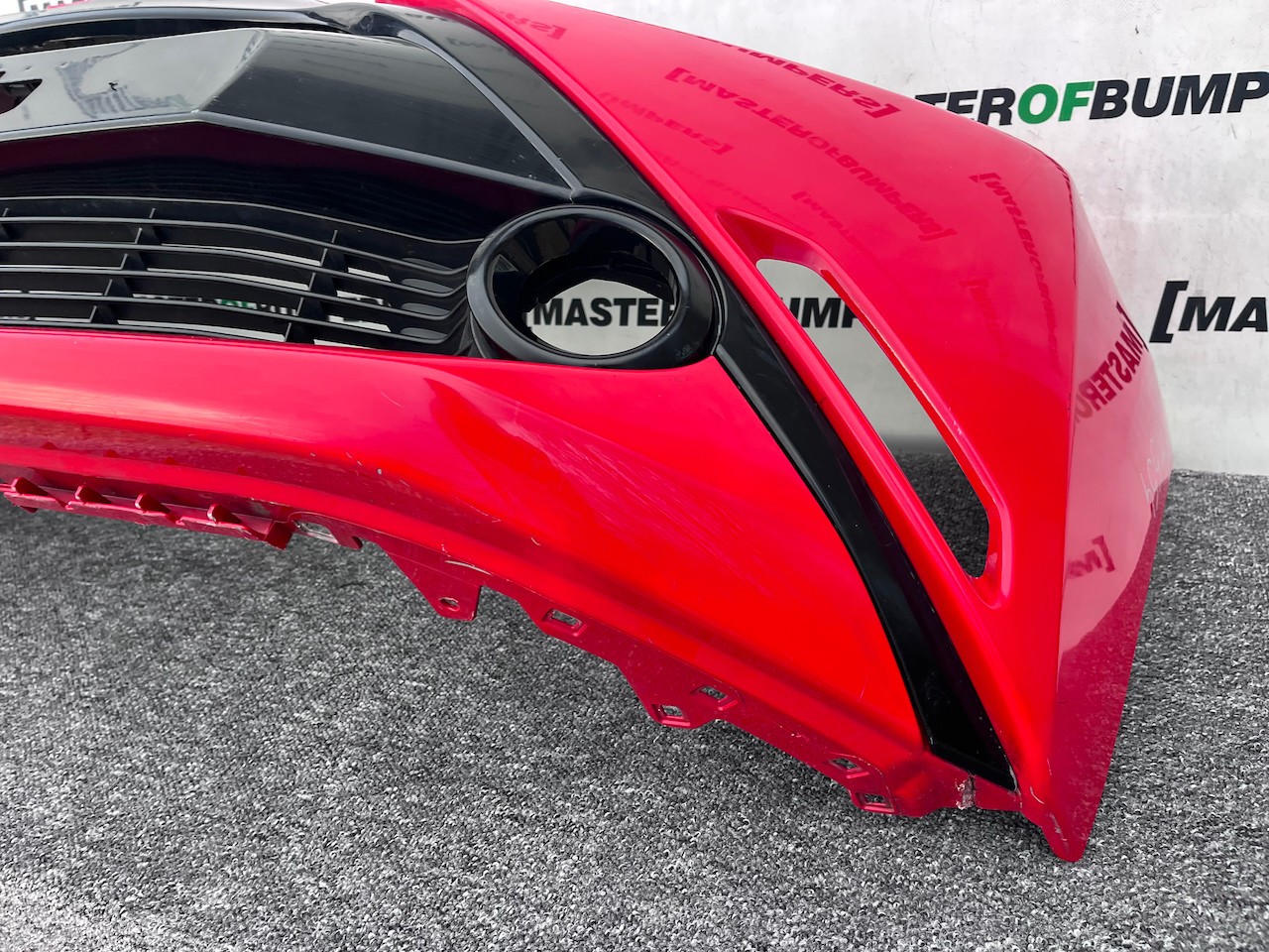 Toyota Aygo Style Trend Hatchback 2014-2017 Front Bumper Genuine [t554]