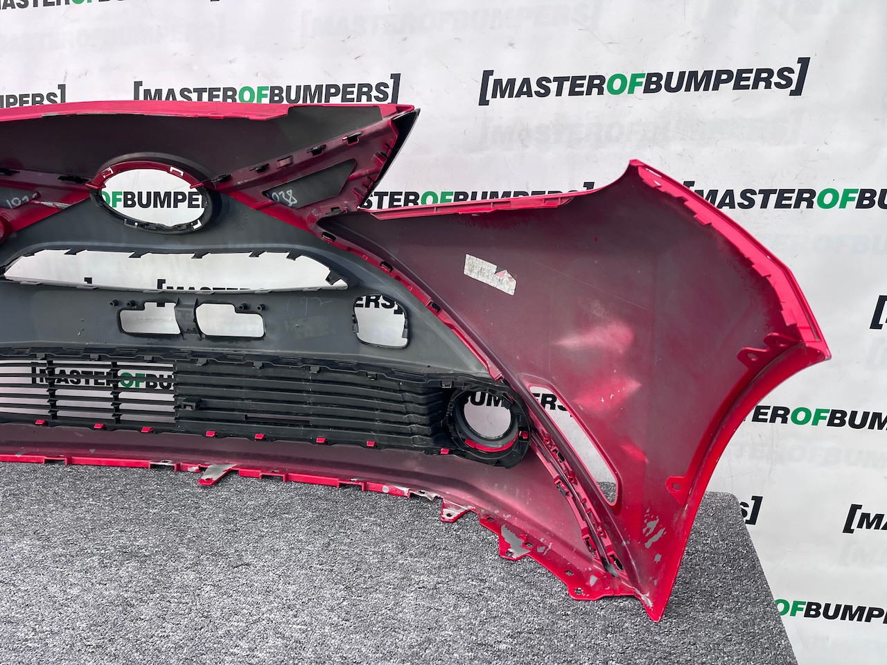 Toyota Aygo Style Trend Hatchback 2014-2017 Front Bumper Genuine [t554]