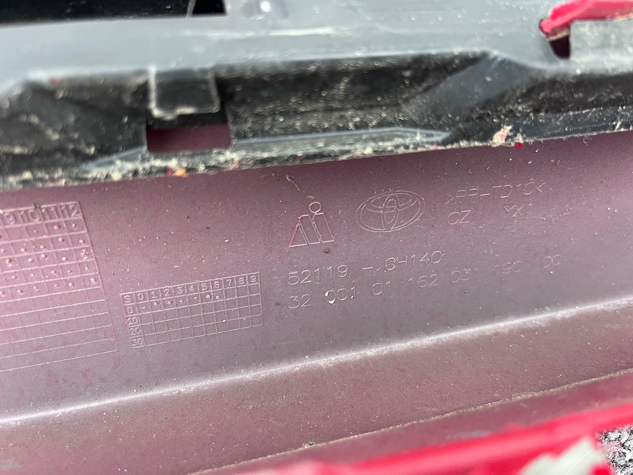 Toyota Aygo Style Trend Hatchback 2014-2017 Front Bumper Genuine [t554]