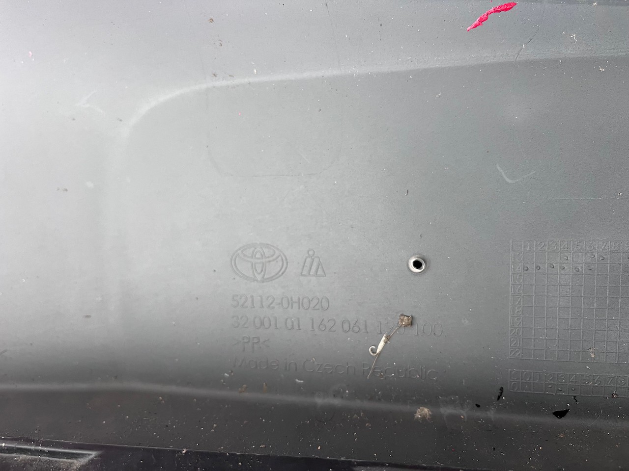 Toyota Aygo Style Trend Hatchback 2014-2017 Front Bumper Genuine [t554]