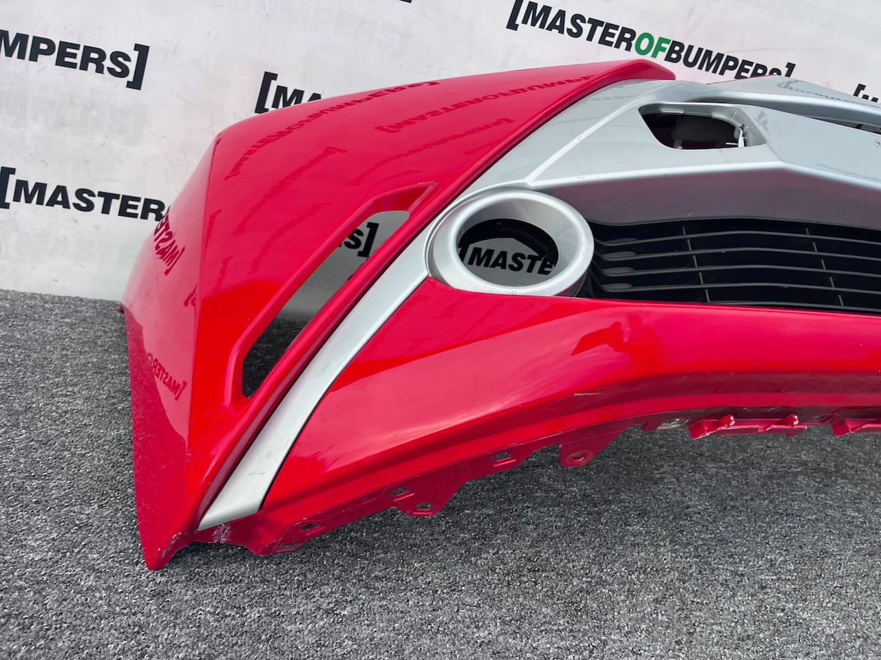 Toyota Aygo Style Trend Hatchback 2014-2017 Front Bumper Genuine [t555]