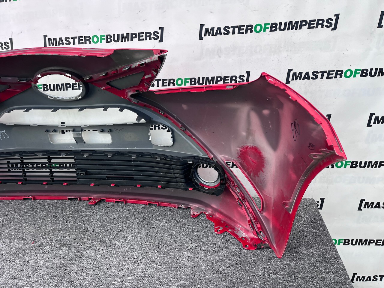 Toyota Aygo Style Trend Hatchback 2014-2017 Front Bumper Genuine [t555]