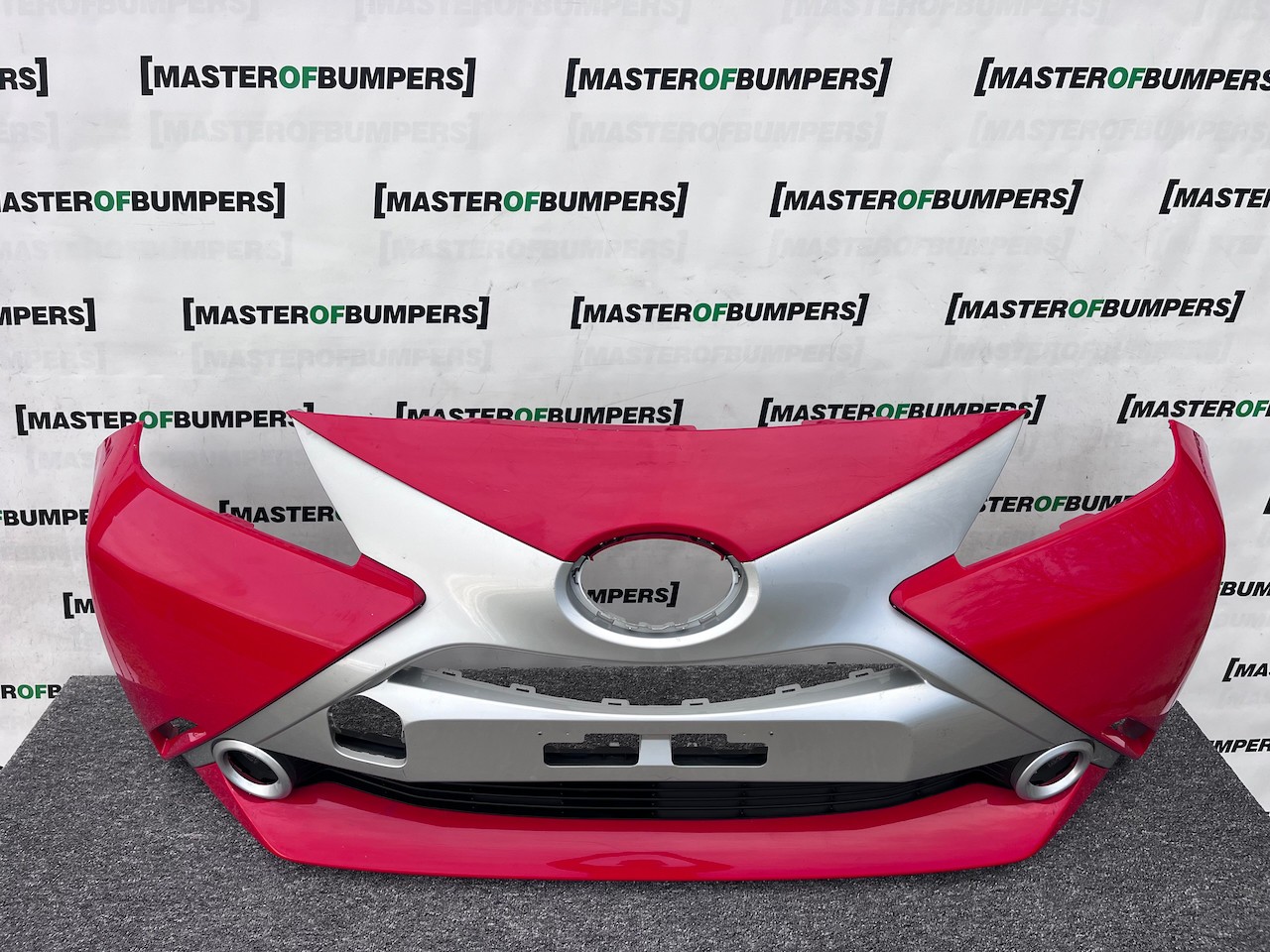 Toyota Aygo Style Trend Hatchback 2014-2017 Front Bumper Genuine [t555]