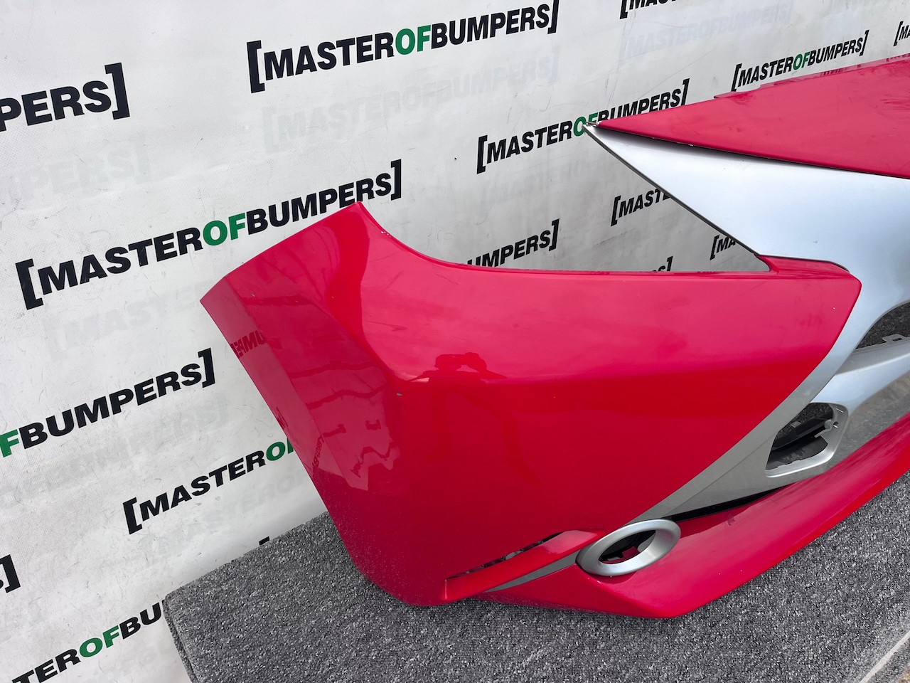 Toyota Aygo Style Trend Hatchback 2014-2017 Front Bumper Genuine [t555]