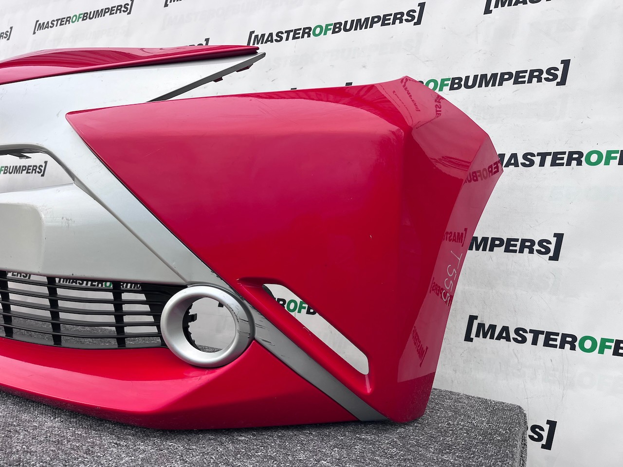 Toyota Aygo Style Trend Hatchback 2014-2017 Front Bumper Genuine [t555]