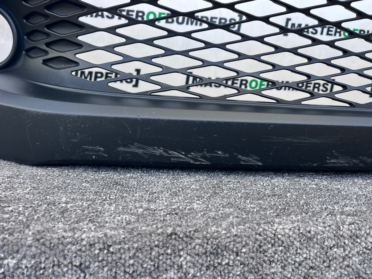 Toyota C-hr Chr Excel Dynamic 2016-2020 Front Bumper 6 Pdc Genuine [t571]