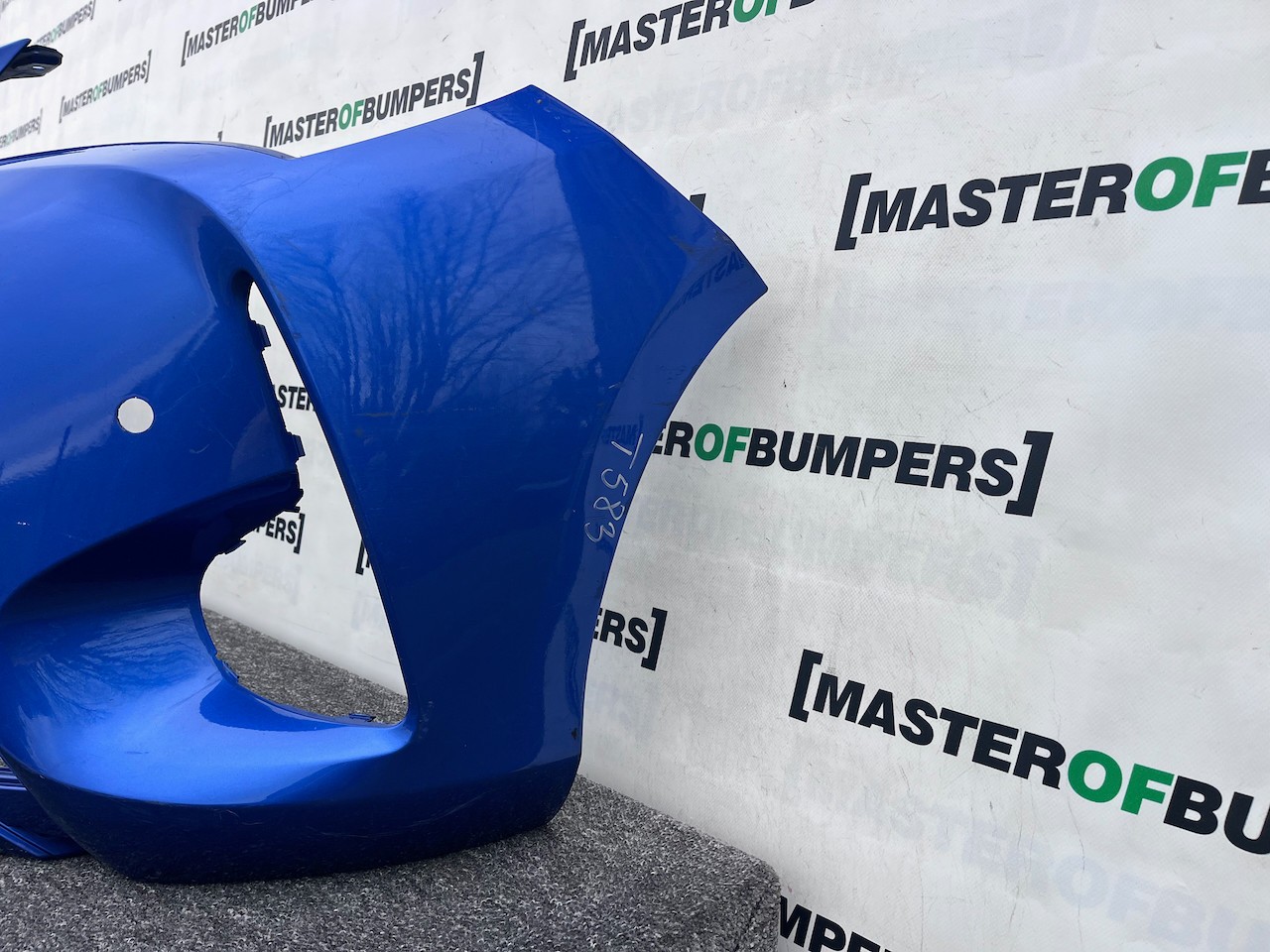 Toyota Yaris Mk3 Lift Hatchback 2017-2020 Front Bumper 4 Pdc Genuine [t583]