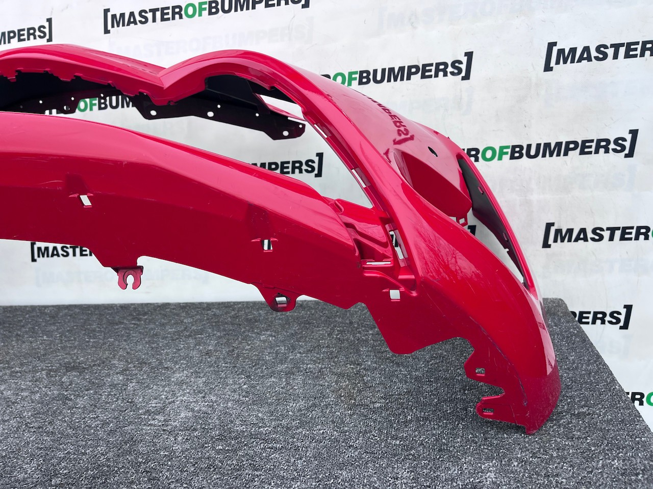 Toyota Yaris Mk3 Lift Hatchback 2017-2020 Front Bumper 4 Pdc Genuine [t584]