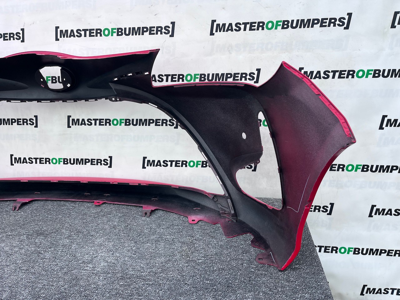 Toyota Yaris Mk3 Lift Hatchback 2017-2020 Front Bumper 4 Pdc Genuine [t584]