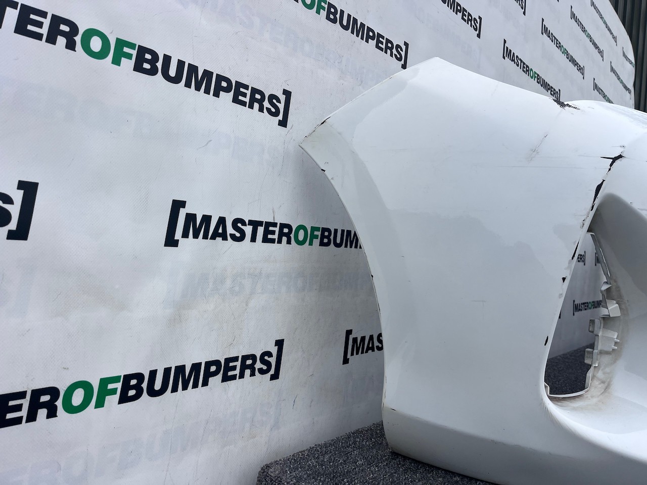 Toyota Yaris Mk3 Hatchback 2014-2017 Front Bumper Genuine [t603]