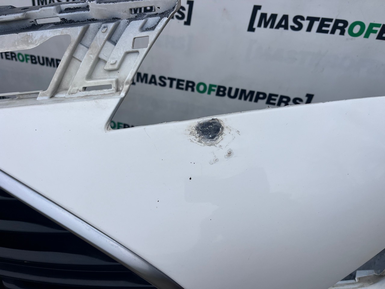 Toyota Yaris Mk3 Hatchback 2014-2017 Front Bumper Genuine [t603]