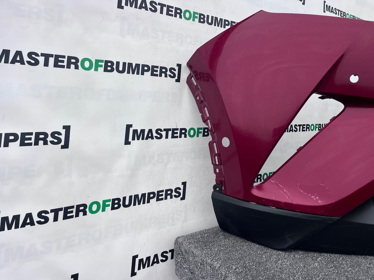 Toyota C-hr Chr Excel Dynamic 2016-2020 Front Bumper 6 Pdc Genuine [t590]