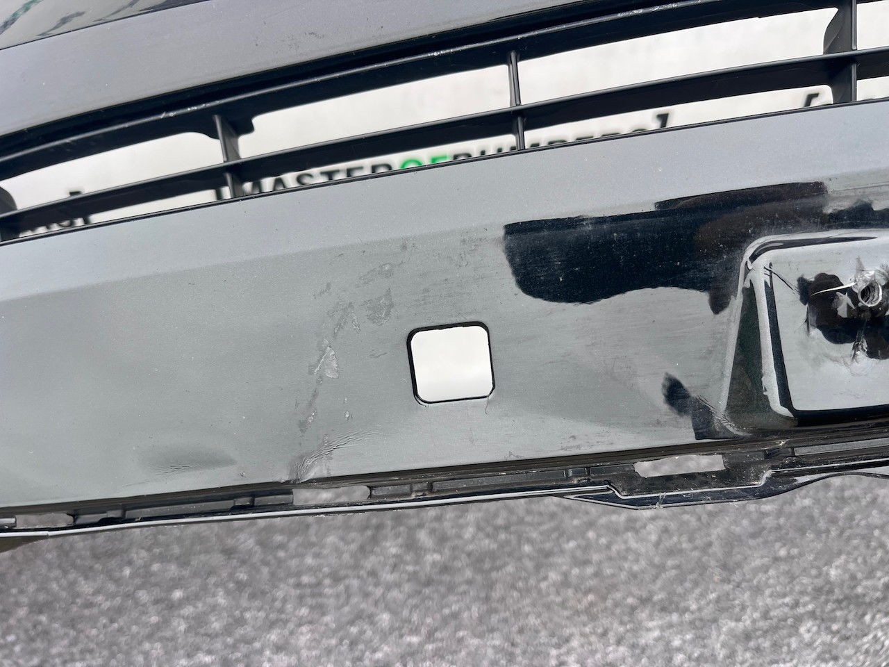 Toyota C-hr Chr Excel Dynamic 2016-2020 Front Bumper 6 Pdc Genuine [t592]