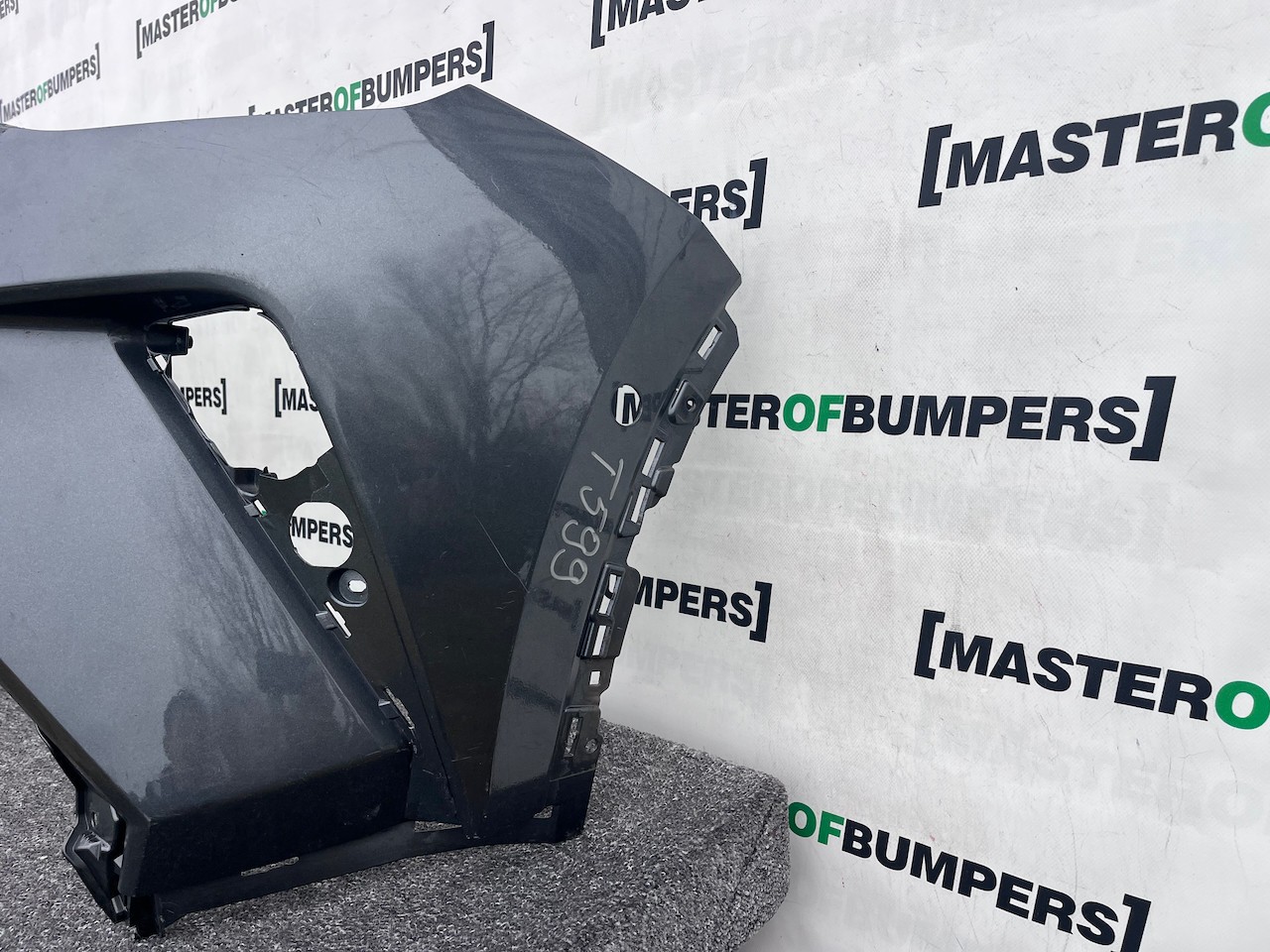 Toyota C-hr Chr Mk1 Lift 2021-2023 Front Bumper 6 Pdc Genuine [t599]