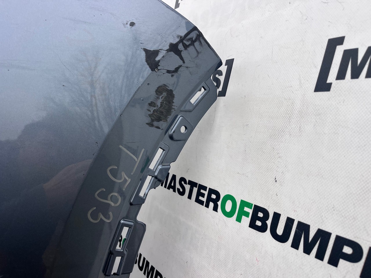 Toyota C-hr Chr Gr Sport Mk1 Lift 2021-2023 Front Bumper 4 Pdc Genuine [t593]