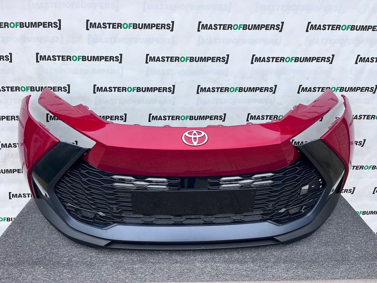 Toyota C-hr Gr Sport Mk2 Hatchback 2023-2026 Front Bumper 6 Pdc Genuine [t587]