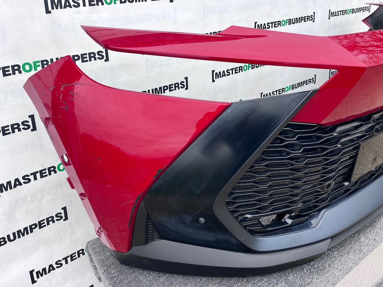 Toyota C-hr Gr Sport Mk2 Hatchback 2023-2026 Front Bumper 6 Pdc Genuine [t587]