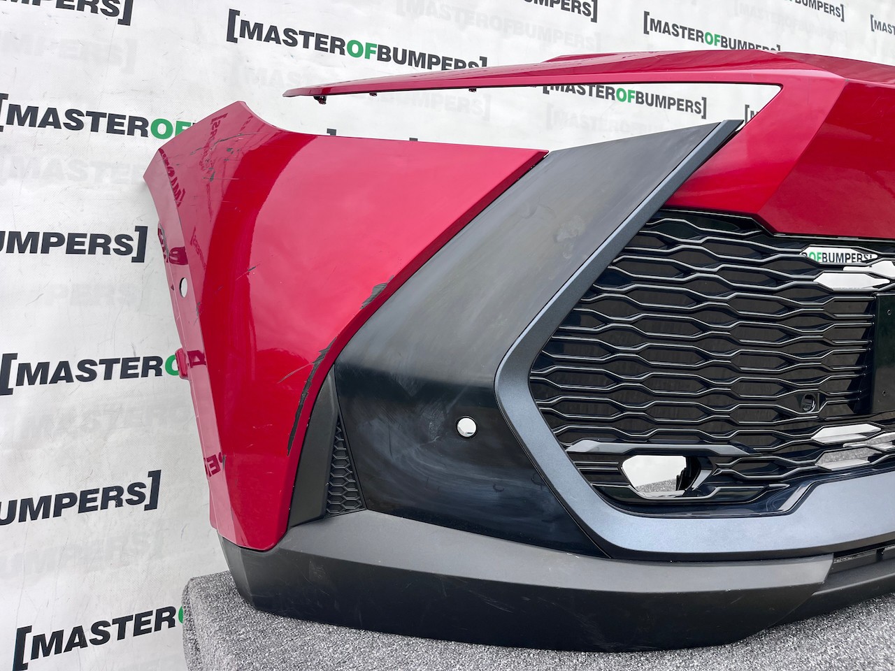 Toyota C-hr Gr Sport Mk2 Hatchback 2023-2026 Front Bumper 6 Pdc Genuine [t587]