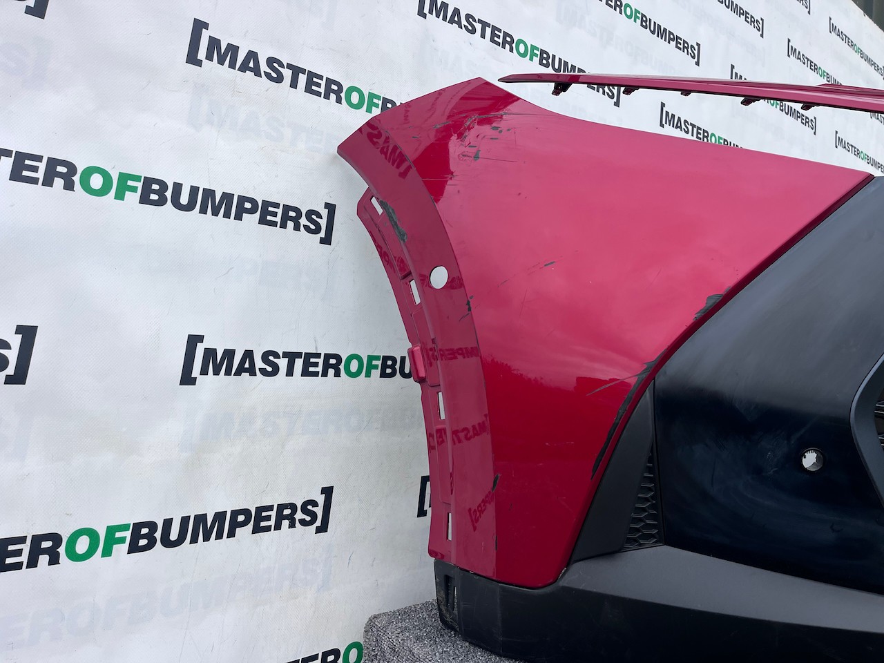 Toyota C-hr Gr Sport Mk2 Hatchback 2023-2026 Front Bumper 6 Pdc Genuine [t587]