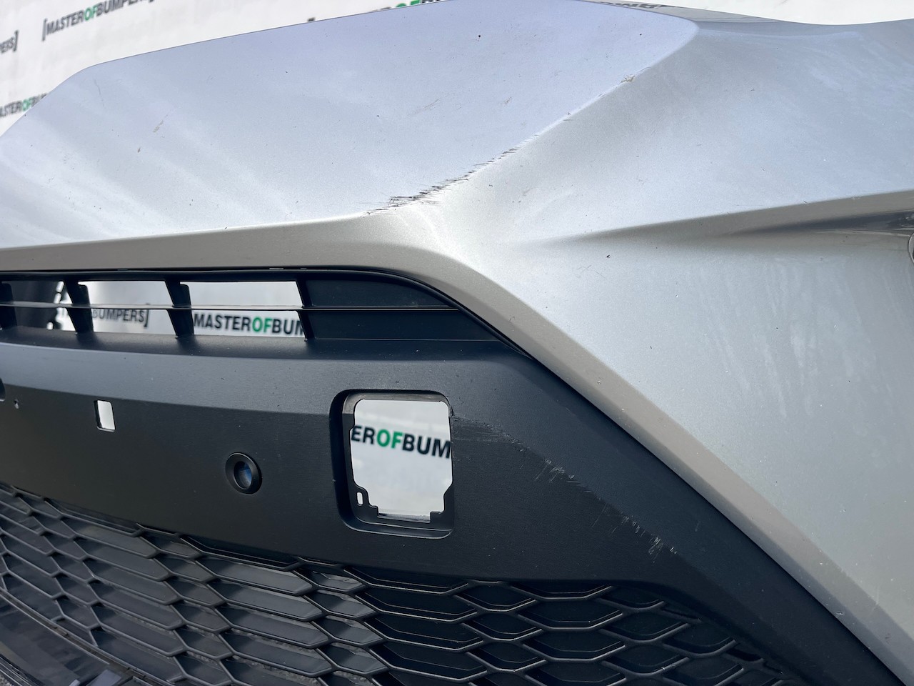 Toyota C-hr Chr Mk1 Lift 2021-2023 Front Bumper 4 Pdc Genuine [t612]