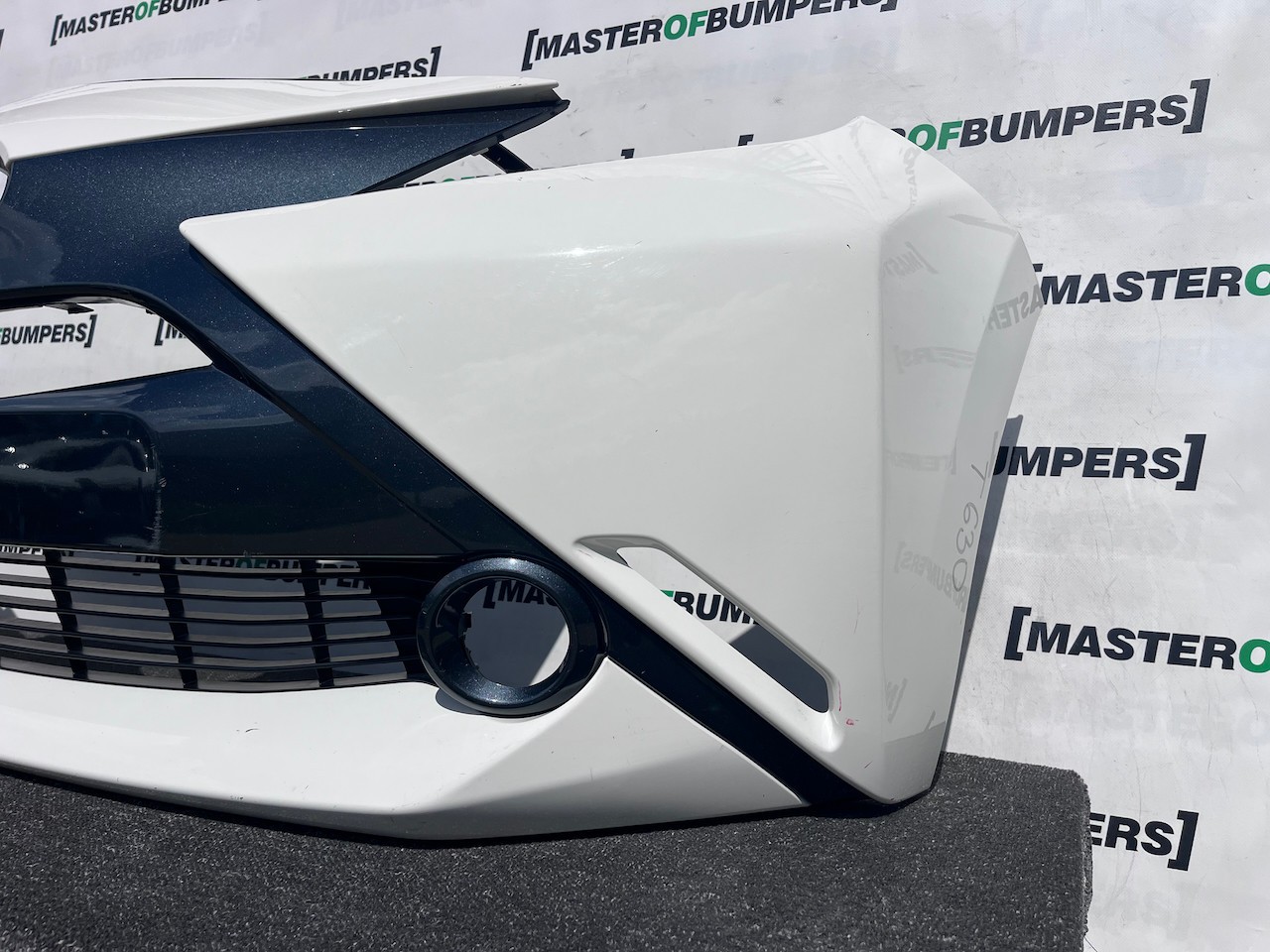 Toyota Aygo Style Trend Hatchback 2014-2017 Front Bumper Genuine [t630]