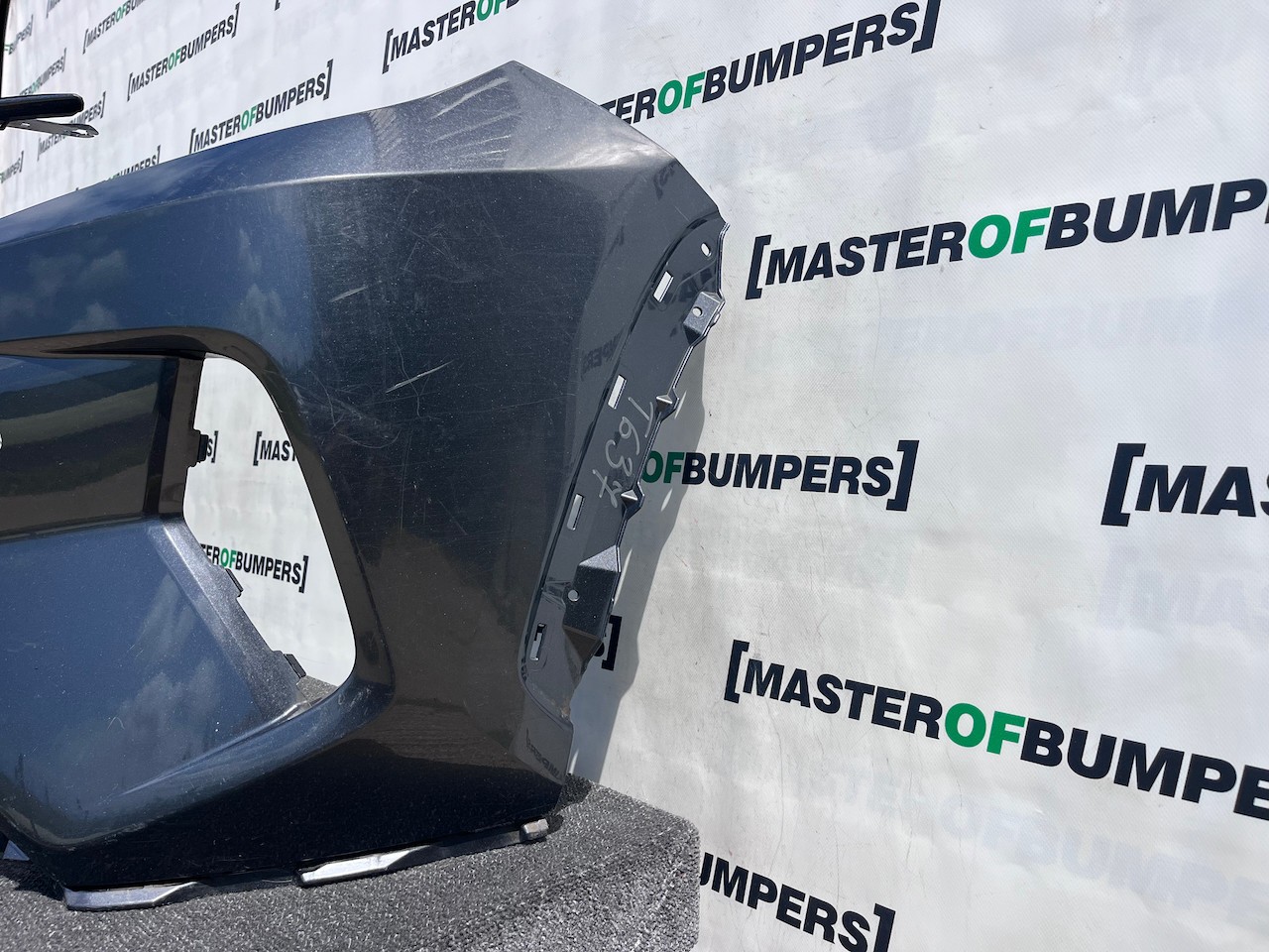 Toyota Rav4 Excel Hybrid Mk5 2019-2024 Front Bumper 4 Pdc Genuine [t637]