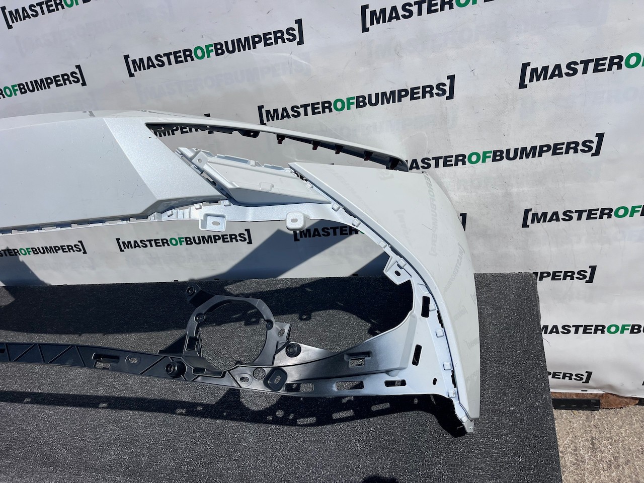 Toyota C-hr Chr Design Mk2 2024-2027 Front Bumper 4 Pdc Genuine [t614]