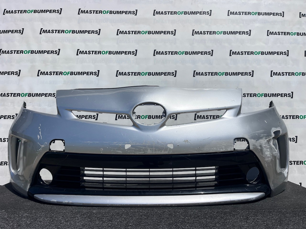 Toyota Prius Hybrid Hatchback Lift 2012-2015 Front Bumper No Pdc Genuine [t639]