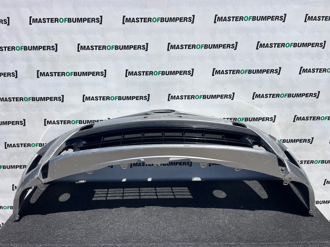 Toyota Prius Hybrid Hatchback Lift 2012-2015 Front Bumper No Pdc Genuine [t639]