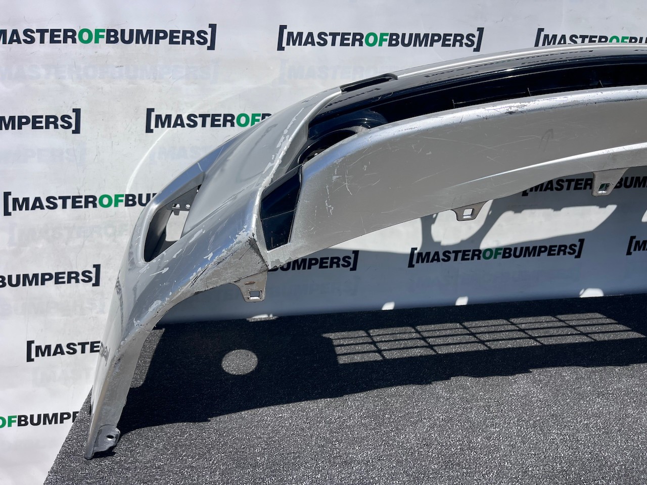 Toyota Prius Hybrid Hatchback Lift 2012-2015 Front Bumper No Pdc Genuine [t639]