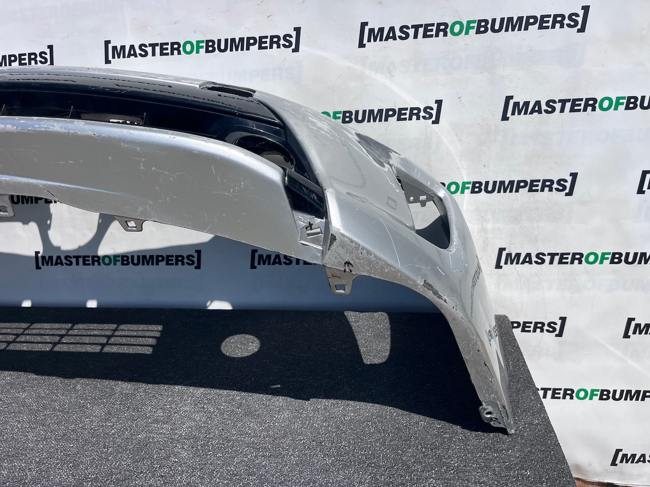 Toyota Prius Hybrid Hatchback Lift 2012-2015 Front Bumper No Pdc Genuine [t639]