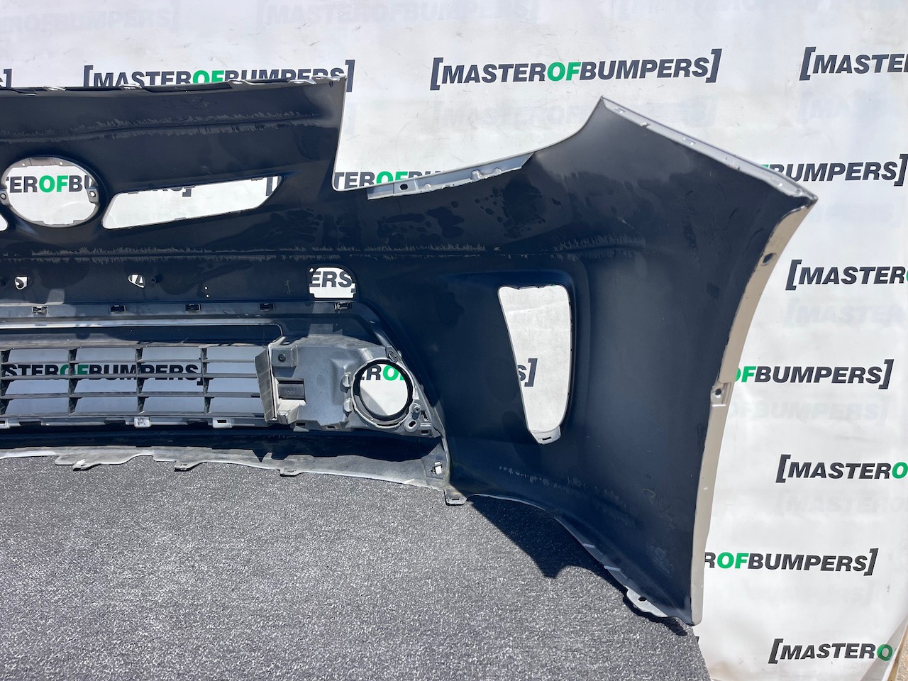 Toyota Prius Hybrid Hatchback Lift 2012-2015 Front Bumper No Pdc Genuine [t639]