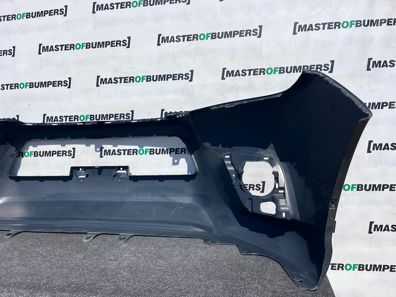 Toyota Hilux Double Cab Pickup Mk8 2016-2020 Front Bumper Texture Genuine [t642]