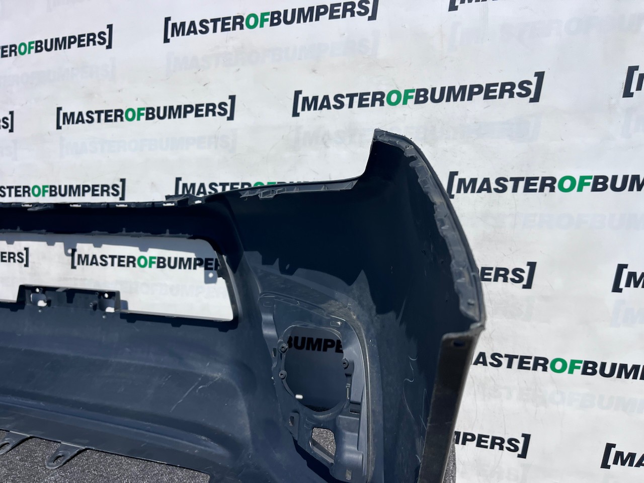 Toyota Hilux Double Cab Pickup Mk8 2016-2020 Front Bumper Texture Genuine [t642]
