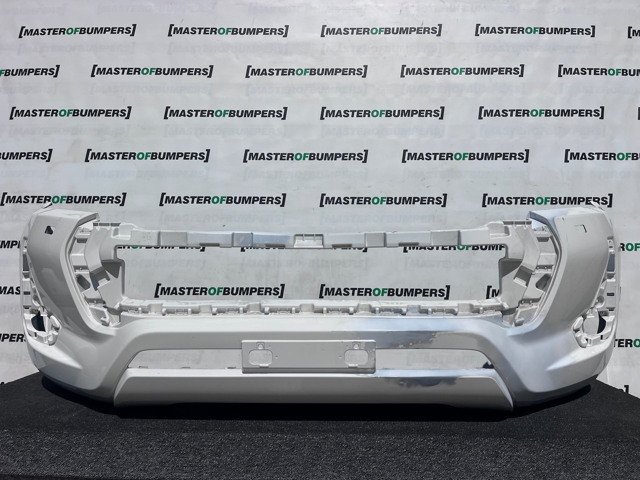 Toyota Hilux Icon Active Mk8 Lift 2021-2024 Front Bumper Jets Genuine [t647]