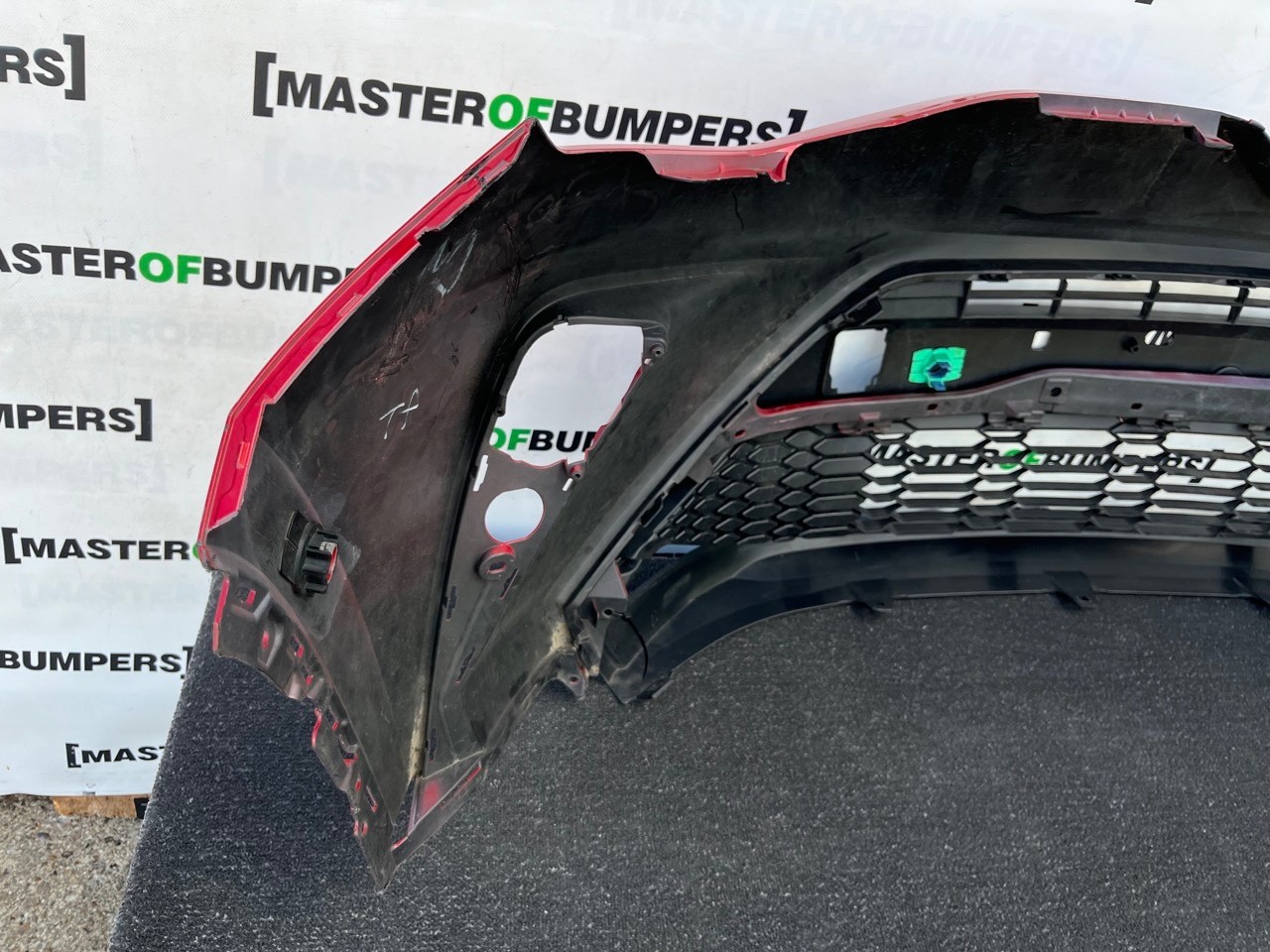 Toyota C-hr Chr Mk1 Facelift 2021-2023 Front Bumper 6 Pdc Genuine [t657]