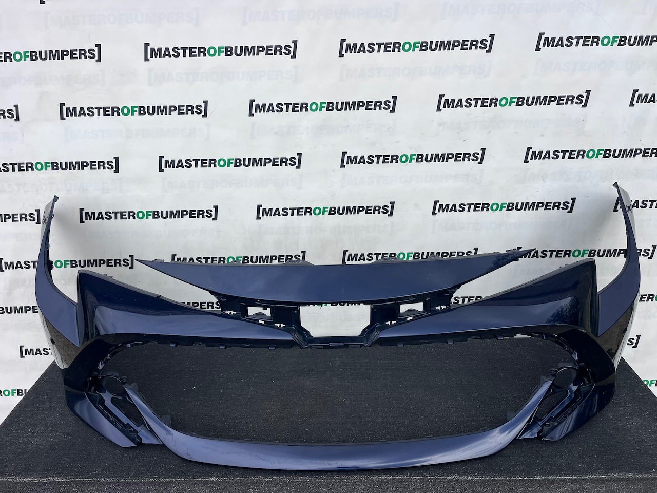 Toyota Corolla Icon Hybrid Estate 2019-2023 Front Bumper 4 Pdc Genuine [t662]