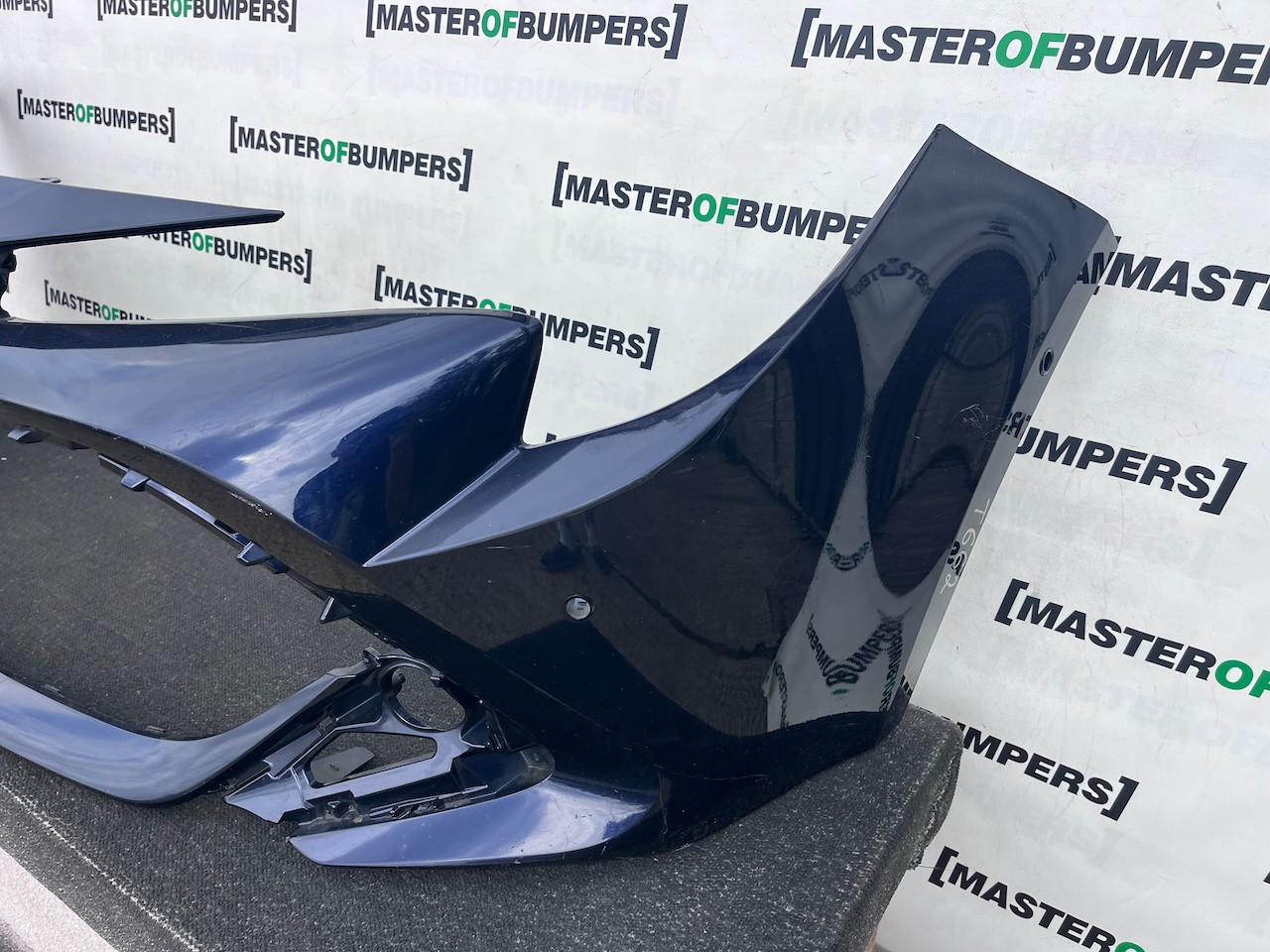 Toyota Corolla Icon Hybrid Estate 2019-2023 Front Bumper 4 Pdc Genuine [t662]