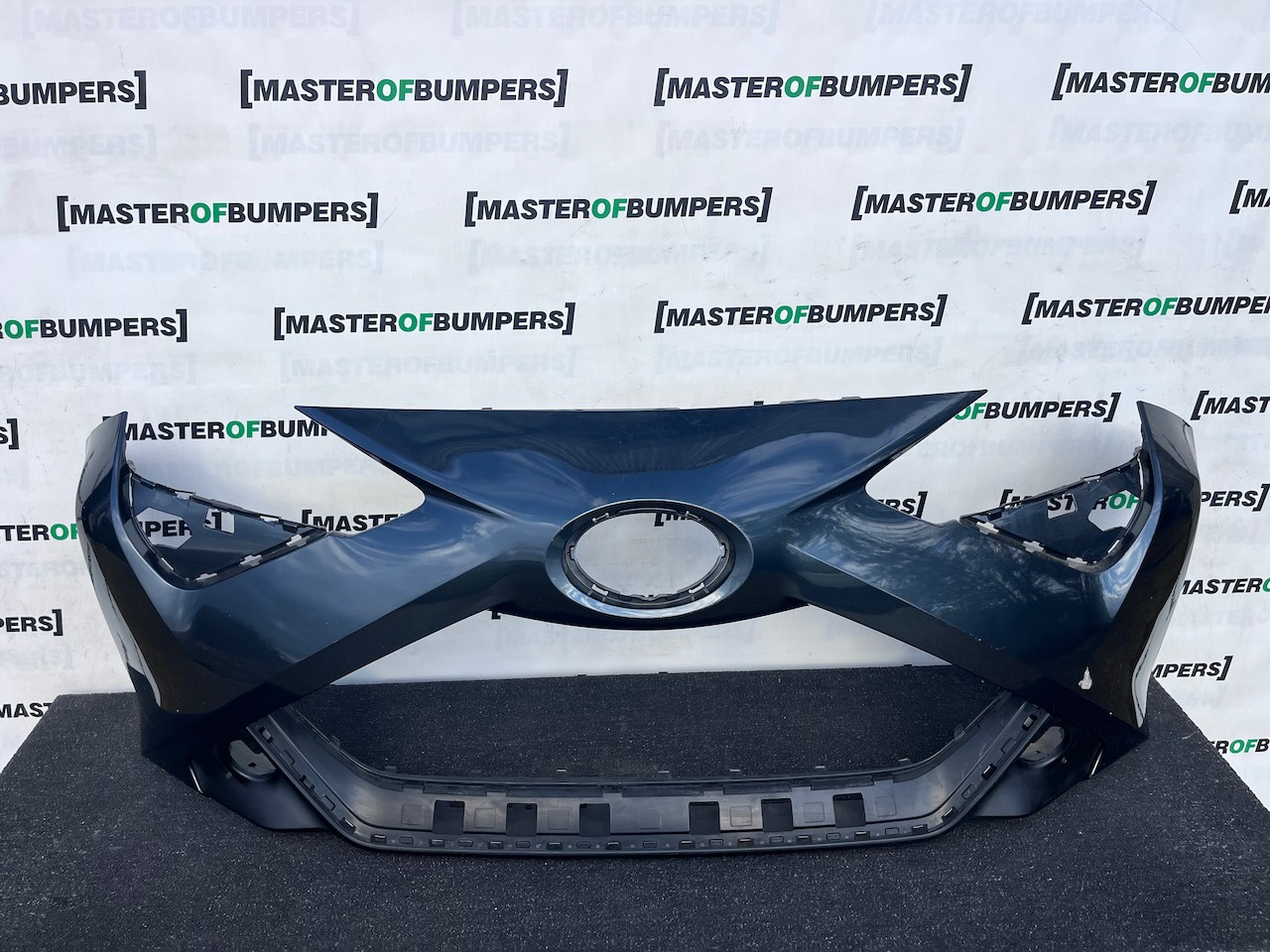 Toyota Aygo Style Trend Hatchback Lift 2018-2020 Front Bumper Genuine [t658]