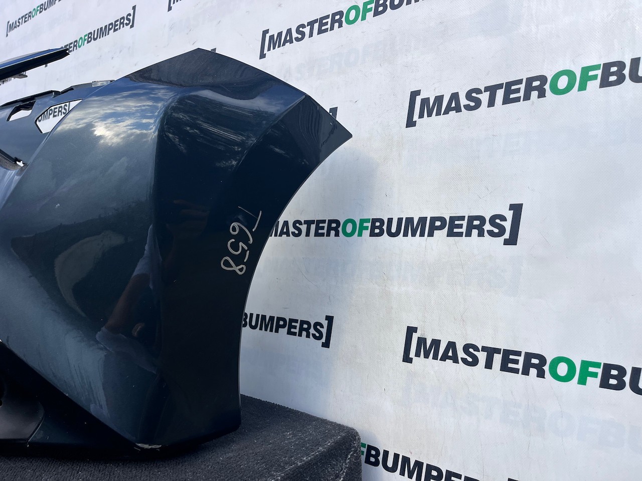Toyota Aygo Style Trend Hatchback Lift 2018-2020 Front Bumper Genuine [t658]