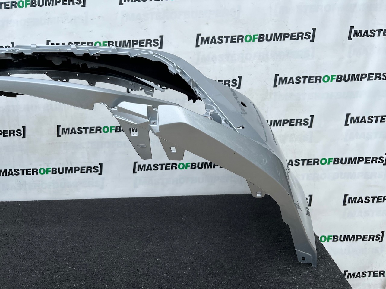 Toyota Corolla Design Hybrid Estate 2024-2026 Front Bumper 4 Pdc Genuine [t674]
