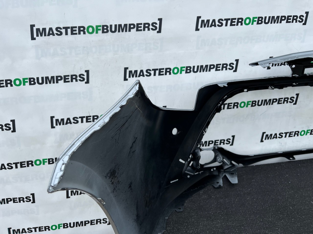Toyota Corolla Design Hybrid Estate 2024-2026 Front Bumper 4 Pdc Genuine [t674]