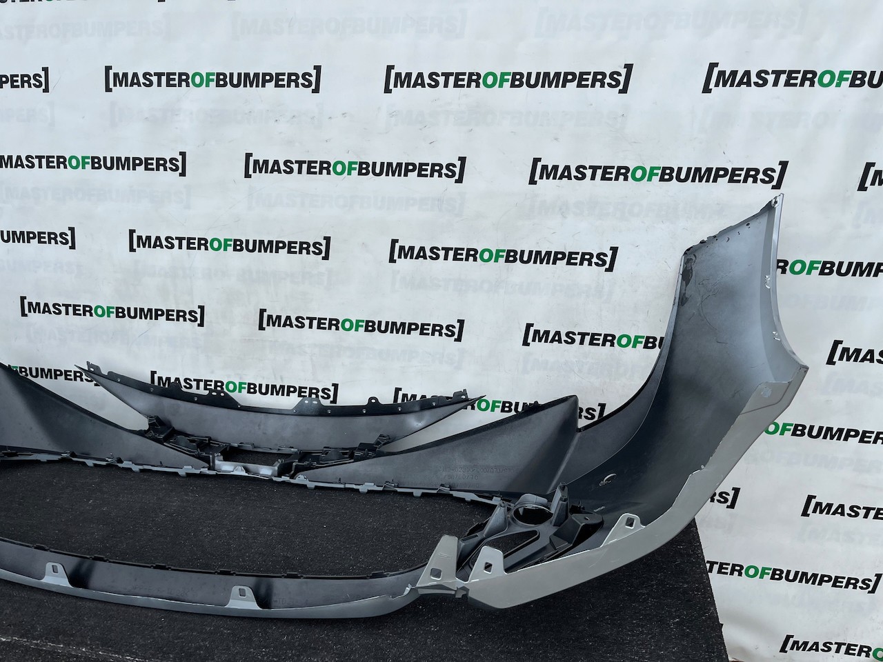 Toyota Corolla Design Hybrid Estate 2024-2026 Front Bumper 4 Pdc Genuine [t674]