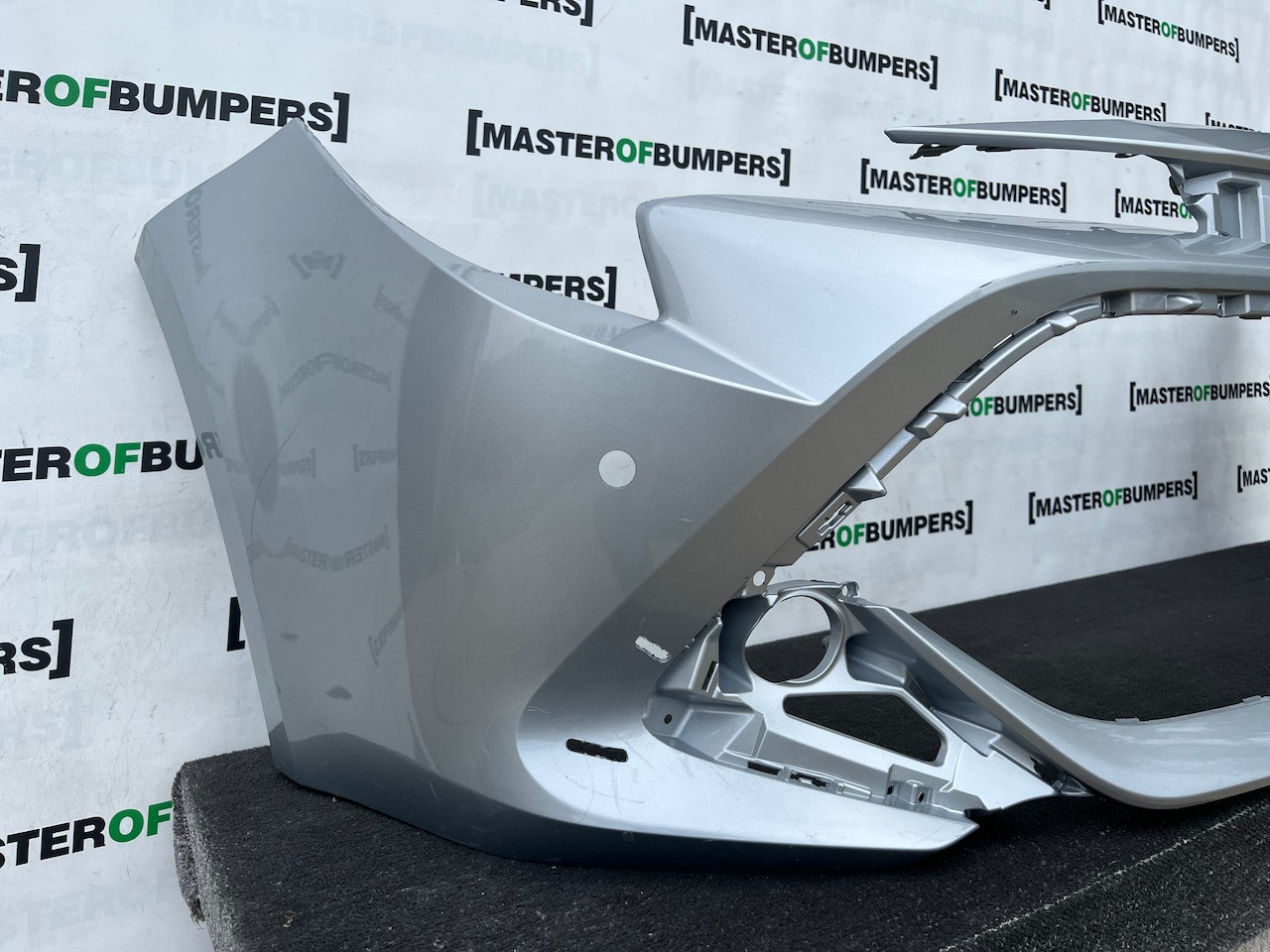 Toyota Corolla Design Hybrid Estate 2024-2026 Front Bumper 4 Pdc Genuine [t674]