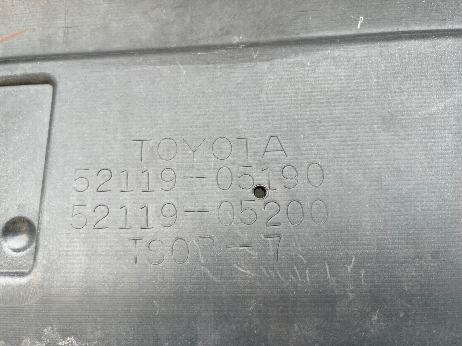 Toyota Avensis 2009-2011 Front Bumper Genuine [t309]