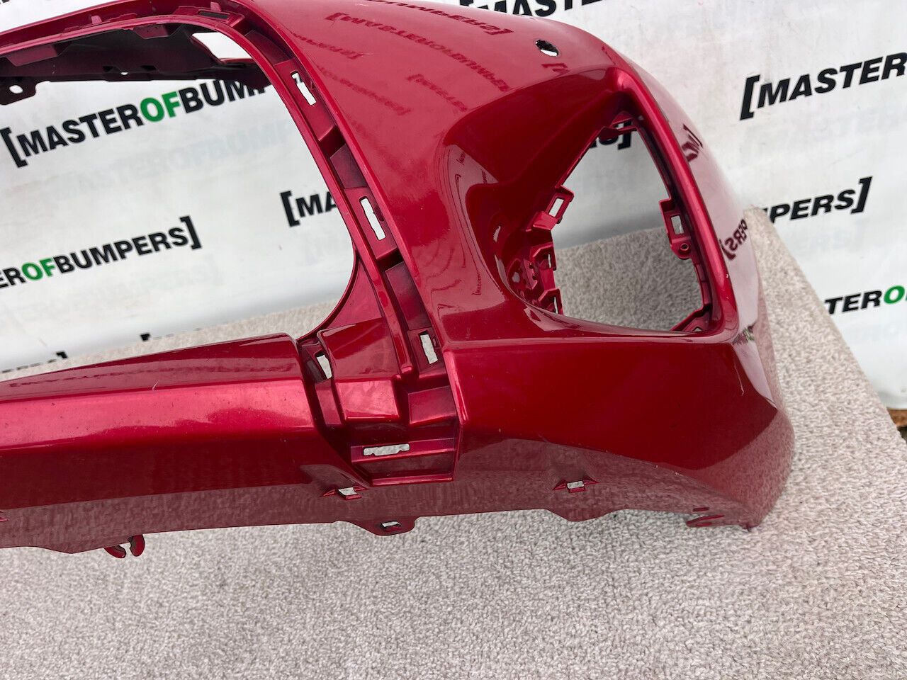 Toyota Yaris Hybrid Mk3 Hatchback 2014-2017 Front Bumper 4 Pdc Genuine [t472]