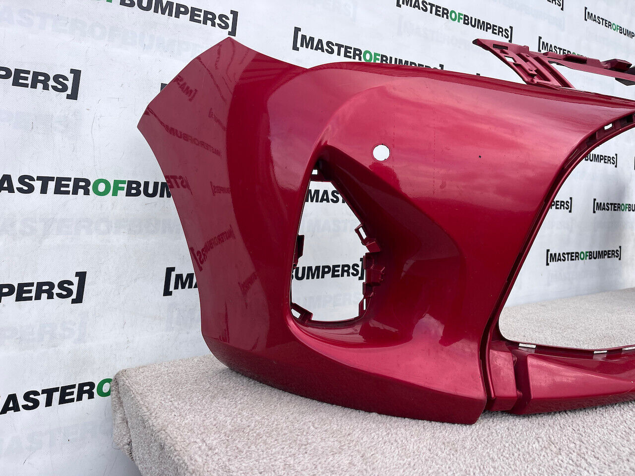 Toyota Yaris Hybrid Mk3 Hatchback 2014-2017 Front Bumper 4 Pdc Genuine [t472]