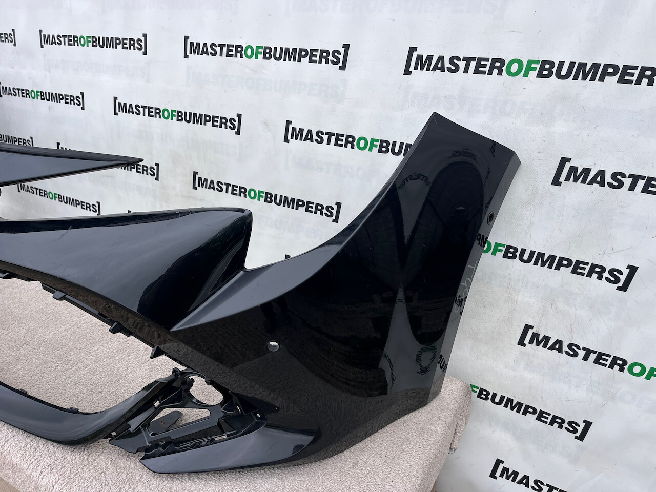 Toyota Corolla Hybrid Vvt Touring 2019-2023 Front Bumper 6 Pdc Genuine [t493]